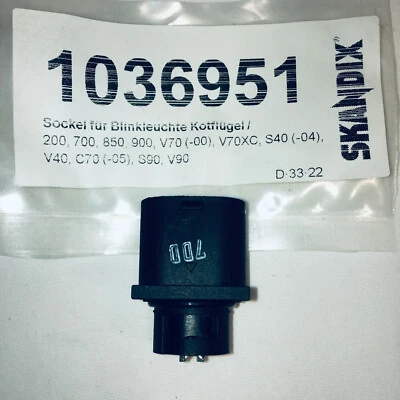 VOLVO 240 242 740 940 960 V70 S70 S40 C70 V90 Side Marker Light Bulb Socket NEW - Image 1 of 4