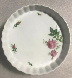 Christineholm 9.5" Ceramic Quiche Tart Pie Dish - Rose Design - Picture 1 of 2