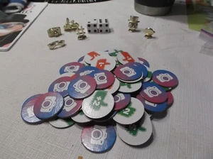 Monopoly für Millennials Spielteile - komplette Erlebnischips, goldfarbene Mover - Bild 1 von 6