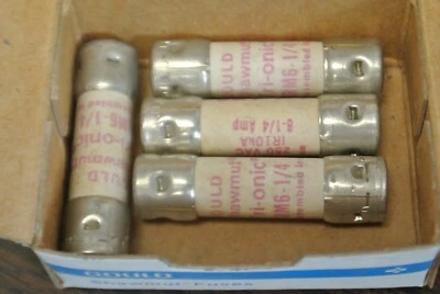 LOT of 4 / GOULD-SHAWMUT TRM6-1/4 TIME-DELAY FUSE / 6-1/4A / 250V / NEW SURPLUS - Image 1 of 4