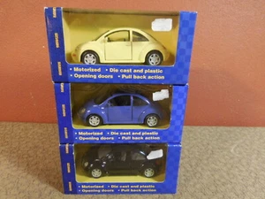 3 VW Volkswagen New Beetle Maisto Road & Track Pull Back Power Racers 1/32 - Picture 1 of 4