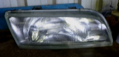 Faro derecho Nissan Pulsar N15 95-2/98 Foto 1 de 3