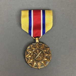 United States Army Reserve For Achievement Brass Medal & Ribbon - Picture 1 of 4