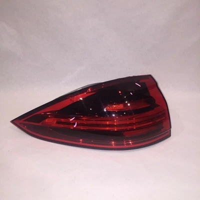 PORSCHE CAYENNE LEFT DRIVER SIDE TAIL LIGHT 2015 2016 2017 LED OEM - Image 1 of 4