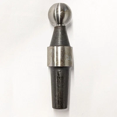 Pasador de bola NOS para barra antivuelco trasera. Porsche 911 912 1965-1973 901 331 571 07 Foto 1 de 4