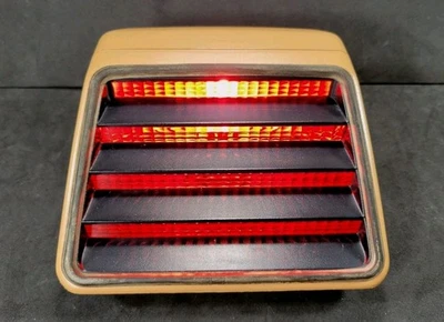 MERCEDES BENZ W124 W126 E320 190E 560SEL 300E TERCERA LUZ DE FRENO LÁMPARA OEM Foto 1 de 4