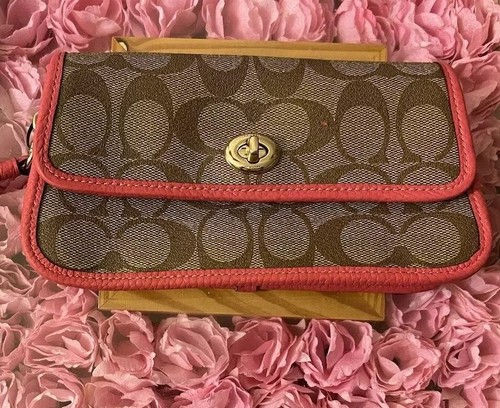 ?COACH Braccialetto Marrone con Bordo in Pelle Verniciata Rosa