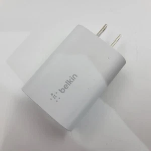 Adaptateur secteur USB-C Belkin BoostCharge 25 W - Photo 1 sur 6