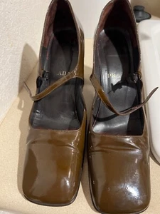 Prada vintage patent leather shoes women olive green size 8. - Picture 1 of 7