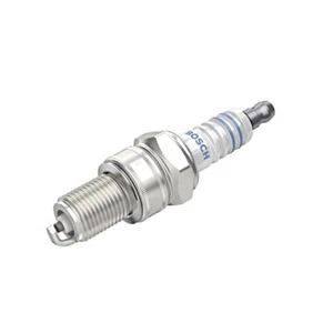 BOSCH Spark Plug For AUSTIN AUTOBIANCHI DAIHATSU DAIMLER FIAT 75-18 0242235707 - Picture 1 of 11