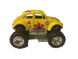 Volkswagen® Pull Back Die Cast 1:32 Yellow W/ Flower Power Classic Design - Picture 1 of 7