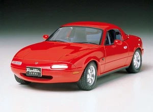 TAMIYA 1/24 Scale CARS EUNOS ROADSTER MAZDA MX-5 model kit - Picture 1 of 2