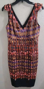 W By Worth Women's Silk Geometric Dress Size 4 Knee Length Sleeveless V Neck - Picture 1 of 10
