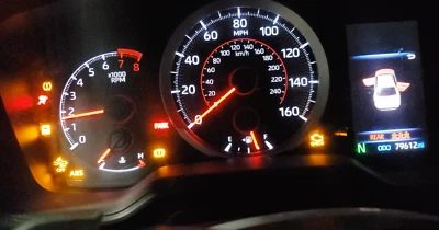 2020-2021 TOYOTA COROLLA SE DIGITAL SPEEDOMETER ODOMETER CLUSTER 79k miles - Image 1 of 4