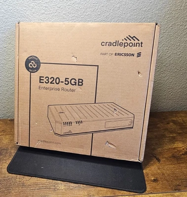 Open Box - Cradlepoint E320-5GB Enterprice Router T-mobile Only - Image 1 of 4