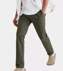 Dockers Workday Khaki Smart 360 Flex Slim Fit Pants Men's 36x32 Green NWT NEW - Picture 1 of 7