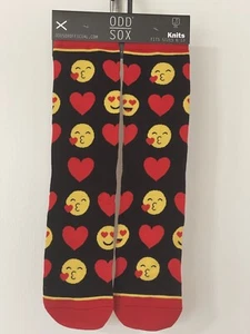 NEW! Odd Sox VALENTINE'S DAY Emojis Kisses Hearts Crew Knits Socks Size 6-13 - Picture 1 of 3