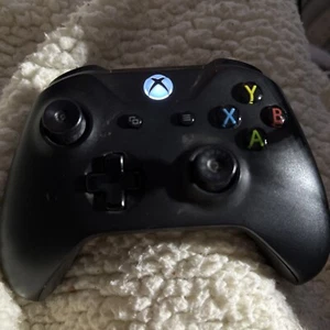 Microsoft Wireless Controller for Xbox Series X/S - Carbon Black - Picture 1 of 6