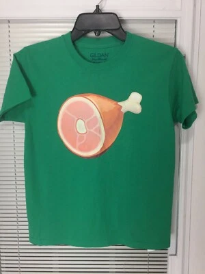 Boy's Youth Gildan Green Crew Neck T-Shirt with Bone-In Half Ham Print Size M - Image 1 of 4