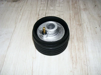 Lenkradnabe Nabe Sportlenkrad Triumph TR4 TR5 TR6 1300 1500 Spitfire Momo Nardi - Bild 1 von 2