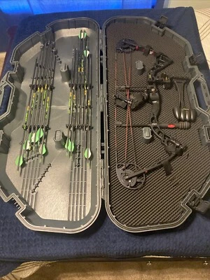 Plano bow case With Bow Tech Octane Compound Bow Wrist Strap And Arrows Included - Image 1 of 4