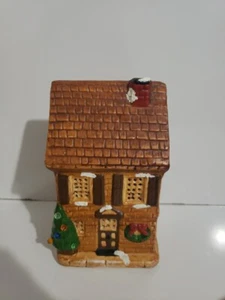 Vintage Christmas House - Picture 1 of 8