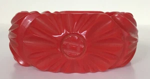 NEW! BAKELITE VINTAGE CARVED PLASTIC bracelet bangle BRIGHT RED LIGHTWEIGHT - Picture 1 of 7