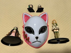 Demon Slayer Sammlerstücke Lot - 4 Figuren und leuchtende Sabito Maske - Bild 1 von 5