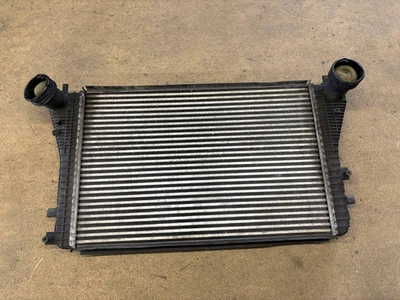 Intercooler 2.0TFSI AUDI A3 8P TT 8J VW Touran Golf 5 GTI Plus 1K0145803S Foto 1 de 4