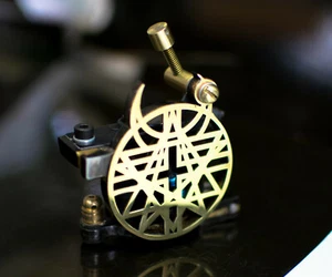 Mictlan Irons Handmade Tattoo Machine Disturbed - Picture 1 of 1
