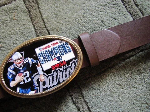 NEW ENGLAND PATRIOTS SUPER BOWL XLIX -Champion  Buckle & Brown Belt (24" - 50") Cover