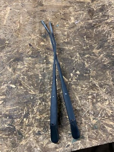 2004-2014 FORD F150 F-150 FRONT LEFT & RIGHT WINDSHIELD WIPER ARM SET OEM - Picture 1 of 3