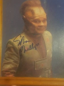 Ethan Phillips as "Neelix" on Star Trek Voyager 8 x 10 Photo and Framed - Picture 1 of 3