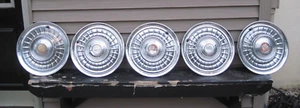VINTAGE 1958 CADILLAC DEVILLE FLEETWOOD MOTOR CAR DIVISION HUBCAP - Picture 1 of 17