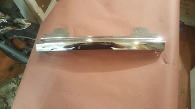  Yamaha Venture Royale 1985 a 1993 moldura central cromada trasera (bin 110) Foto 1 de 3