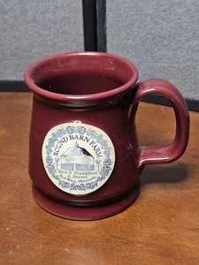 2011 Deneen Keramik Runde Scheune Bauernhof Bed & Breakfast & Brot Red Wing MN weinrot Becher - Bild 1 von 7