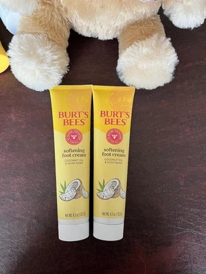 Crema suavizante de pies con aceite de coco y corteza de jabón 2PK Foto 1 de 2