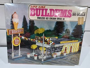 Life-Like Buildems Freezee Ice Cream Drive In -Ho Scale Kit #S-359 - Picture 1 of 6