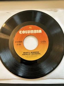45 RPM vinyl, Marty Robbins, among my souvenirs/she’s just a drifter - Picture 1 of 2