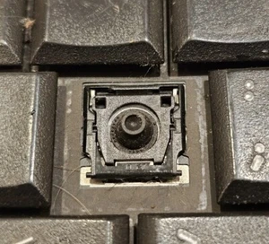 HP COMPAQ CQ60 G60 UK SINGLE KEYBOARD KEY 496771-031 - Picture 1 of 6