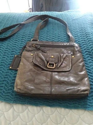 Bolso de mano pequeño de cuero negro cruzado de hombro CELLINI B35 Foto 1 de 4