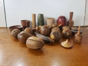 Vintage Large Lot Pieces Of Wooden Wood Fruit, Bowls, Cups, Miscellaneous - Picture 1 of 5