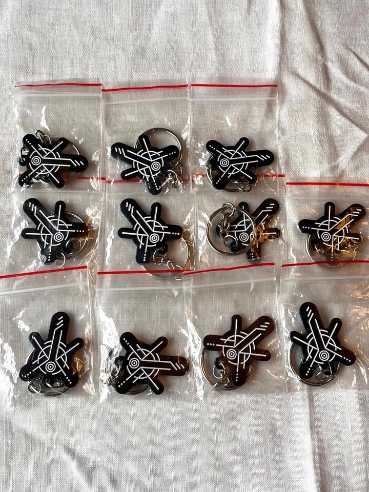 Keyrings Pink Floyd set of 11 - Image 1 of 4