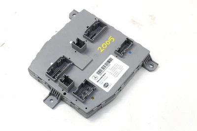 2015-2018 Mercedes C300 SAM Signal Activation Control Module A2059003913 #2005 - Image 1 of 4