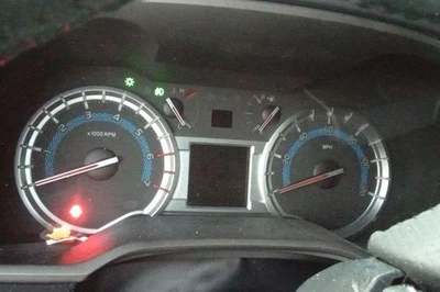 4Runner OE 2016 velocímetro calibre clúster 62 k millas Toyota Foto 1 de 4