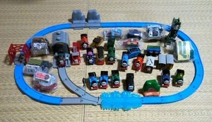 Capsule Plarail Thomas Set Collectible Train Toys Slightly Worn Condition - Picture 1 of 1