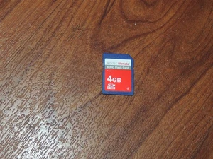WinTec FileMate 4GB SDHC Flash Memory Card Class 4 - Picture 1 of 1