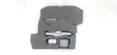 Gato de piso usado se adapta a: Nissan Murano 2014 grado A Foto 1 de 4