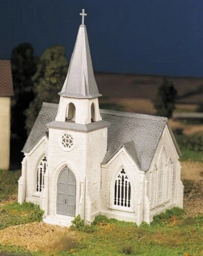 Bachmann 45981 O Scale Plasticville Cathedral Building Kit HH - Image 1 of 1