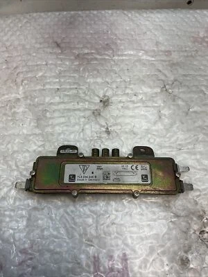 AMPLIFICADOR AMPLIFICADOR ANTENA RADIO LADO IZQUIERDO PORSCHE CAYENNE 2003-2010 7L5035225B Foto 1 de 4